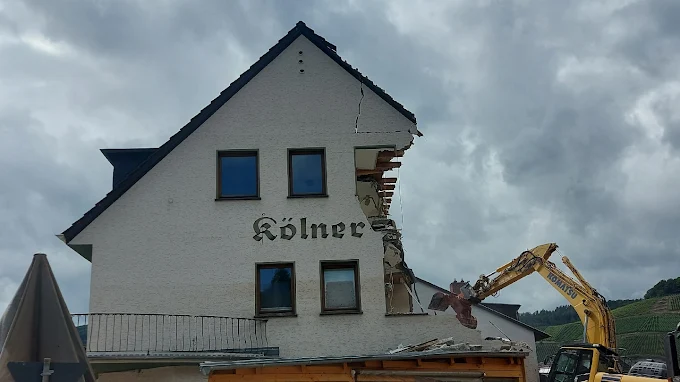 Abriss nach der Flut